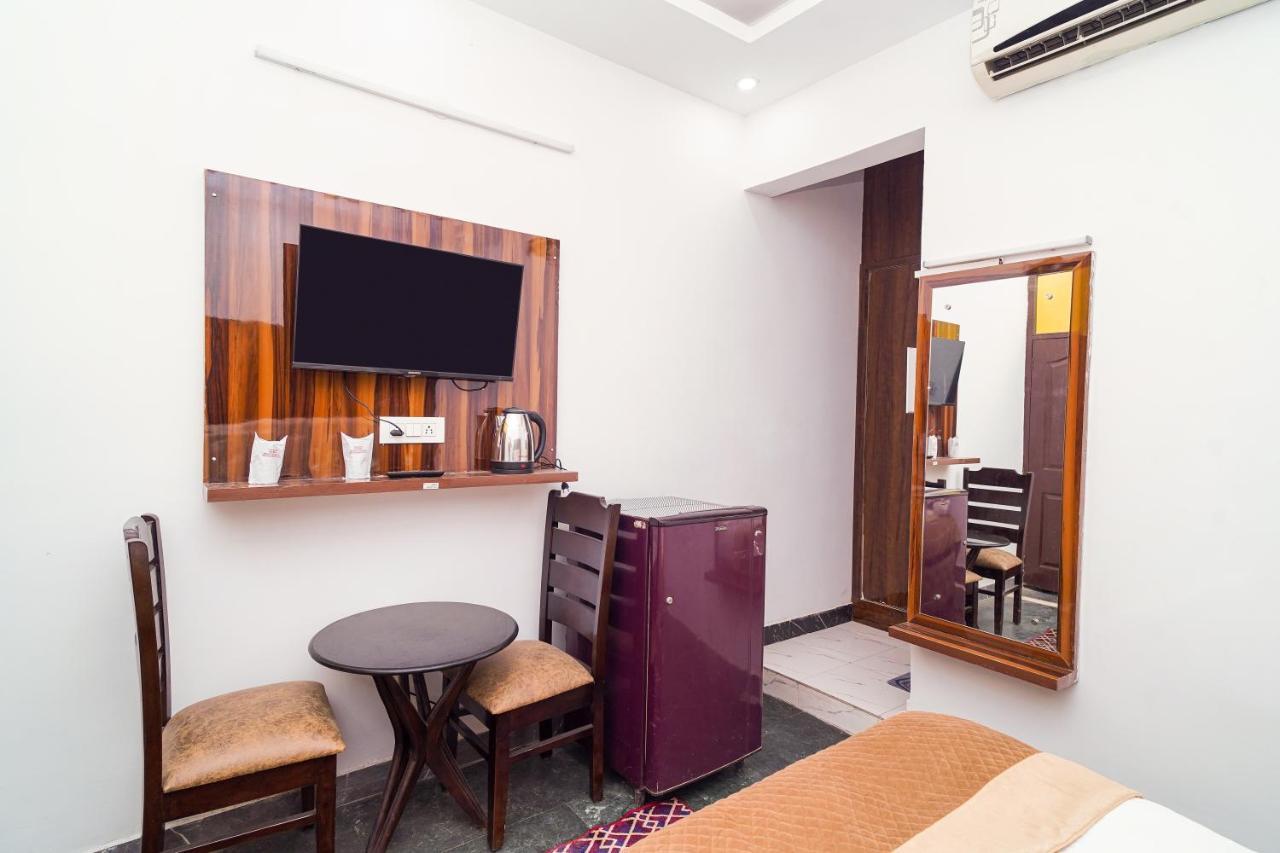 Golden Residency Hotel New Delhi Eksteriør billede